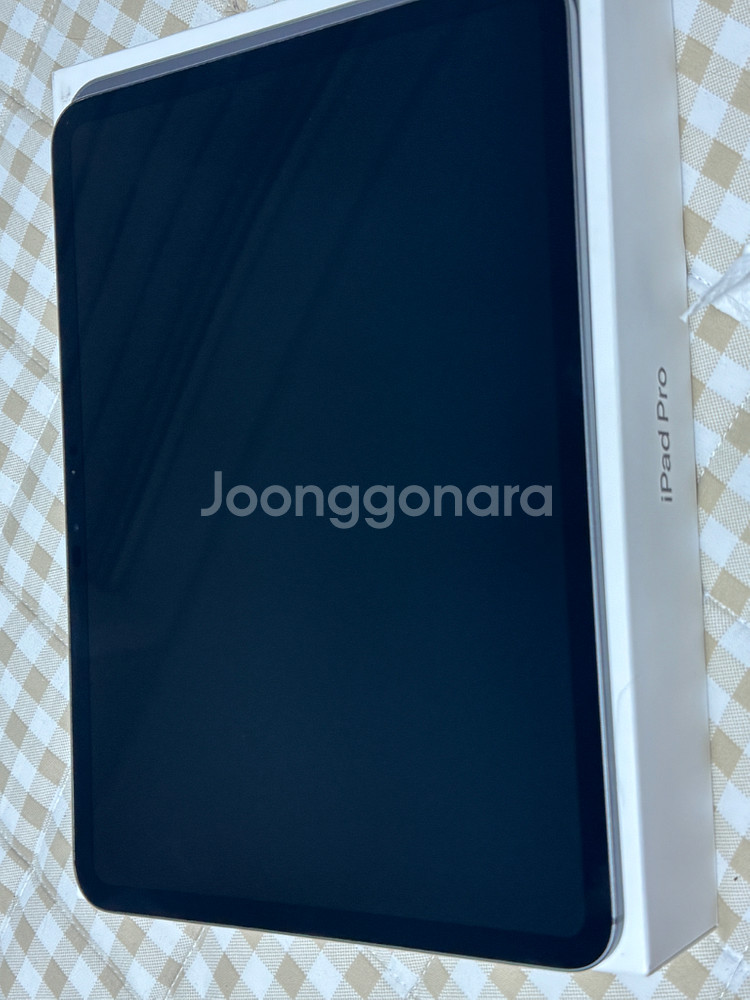 아이패드 11 M4 256Gb Wifi 블랙 팝니다--0