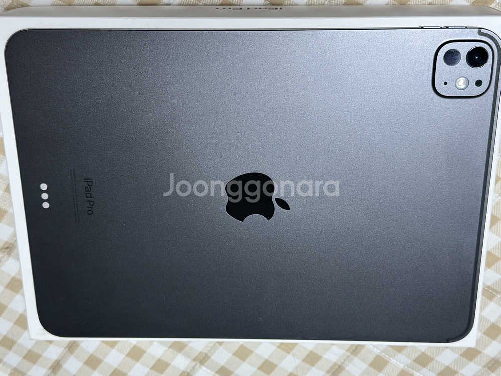 아이패드 11 M4 256Gb Wifi 블랙 팝니다--1