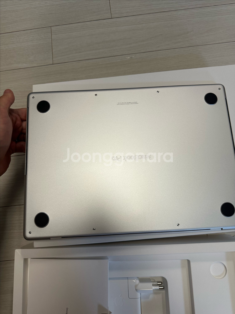 맥북 프로 M3 14인치 18gb 512ssd 실버--7