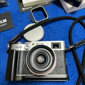 후지필름X100V실버