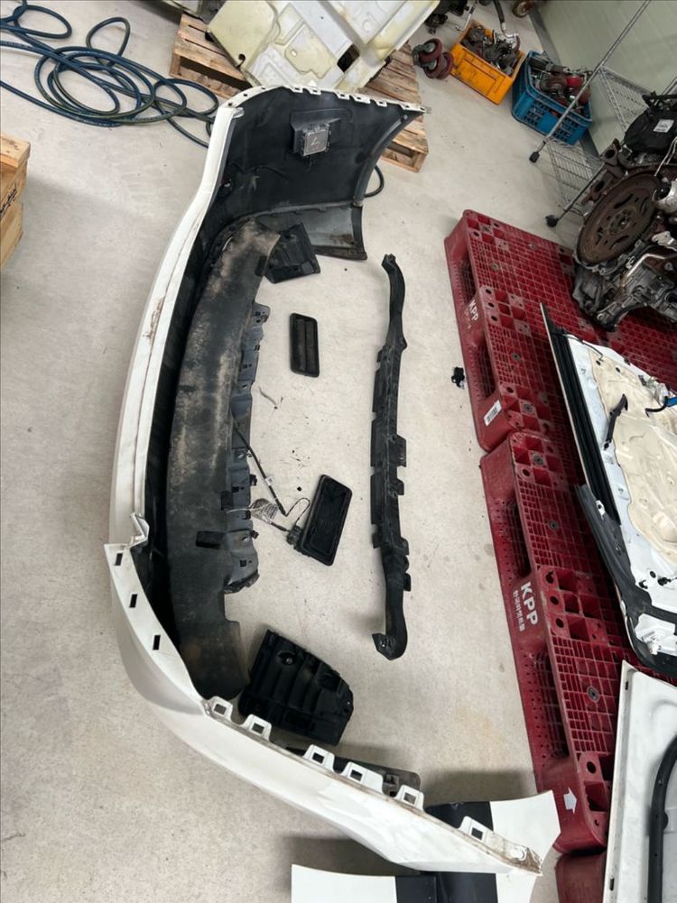 마세라티 SQ4 전기형 차량 부품 해체 이미지