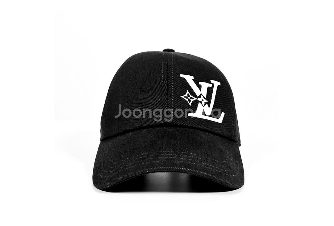 [L] 루이비통 남성 스매쉬 자수 로고 볼캡 모자 블랙--0