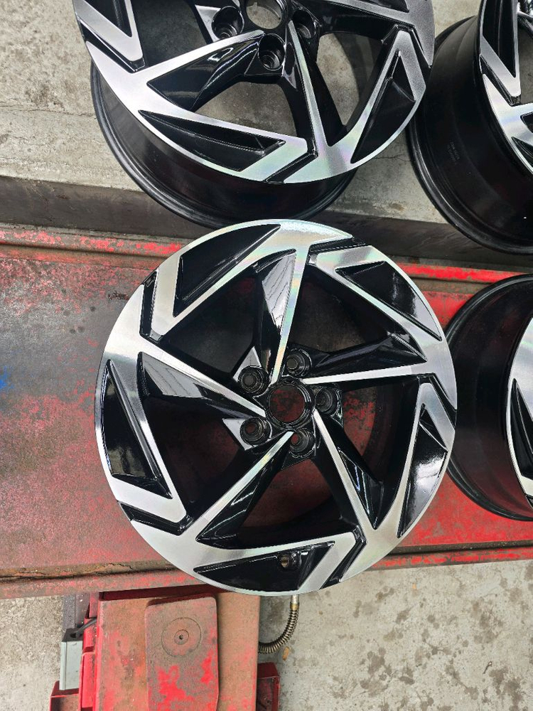 18인치 소나타 디엣지 순정휠 판매 이미지