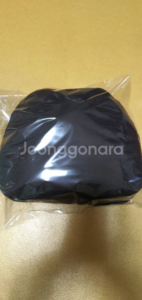 제네시스 G90 뒷자석 목베게 입니다--4