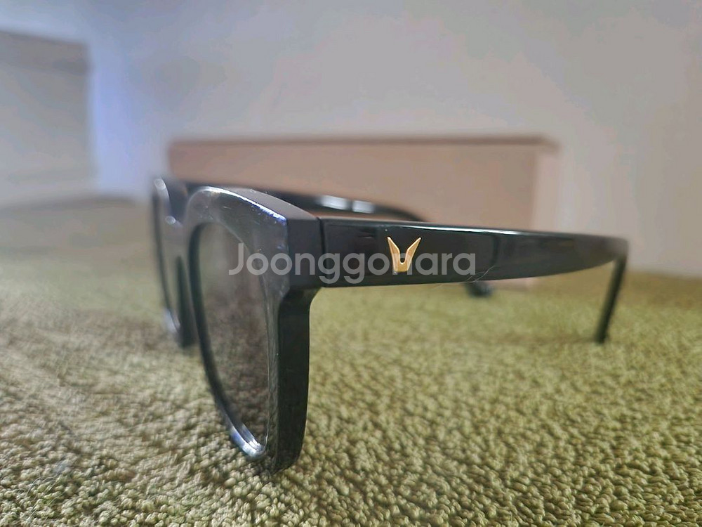 젠틀몬스터--0