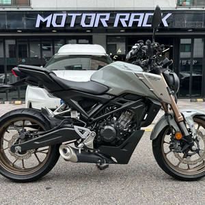 혼다CB125R 21년식 1만KM무사고 차량 판매