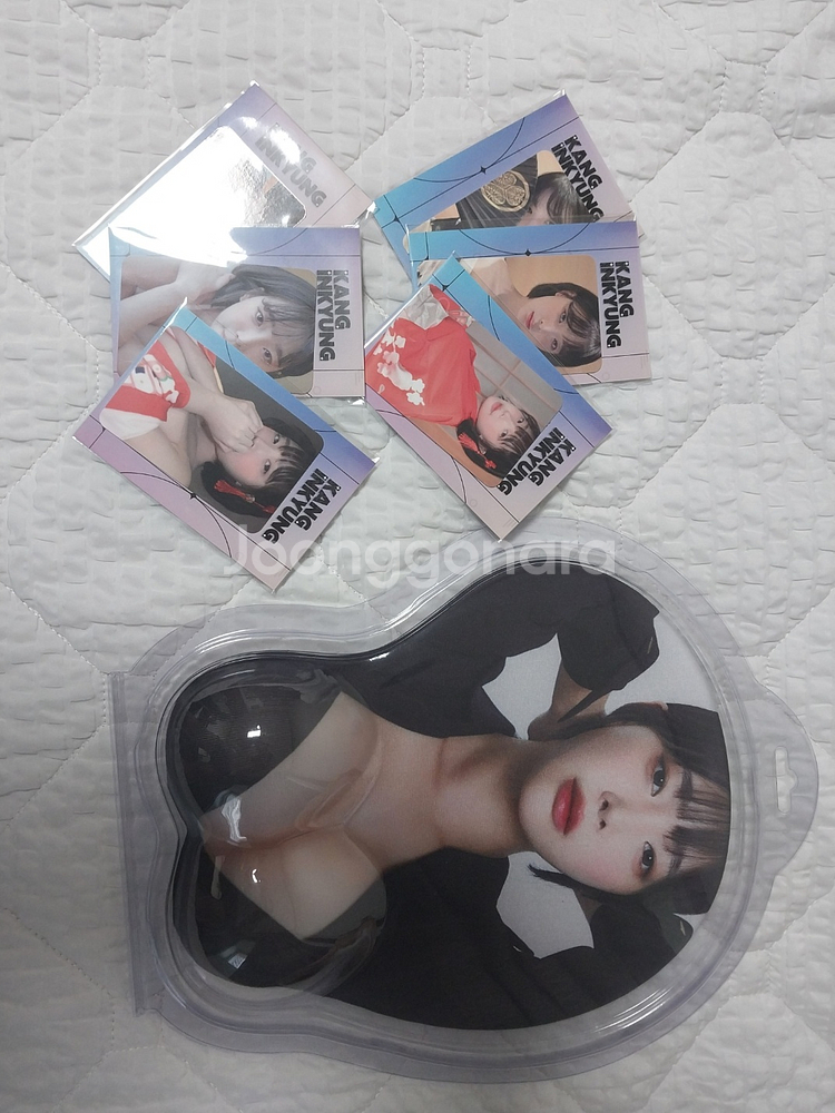 강인경 마우스패드 + 6종 포토카드--0