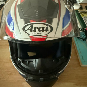 아라이핼멧arai