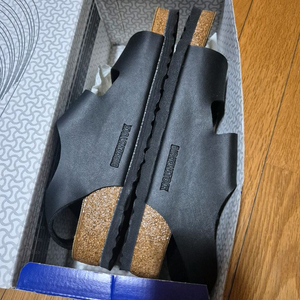 버켄스탁 밀라노34791 샌들 250 블랙 새제품