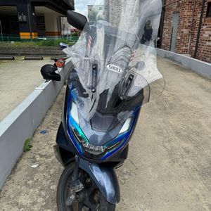 깨끗한 혼다 PCX 125cc ABS 21년식 7만키로