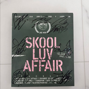 bts친필싸인 앨범 네고가능