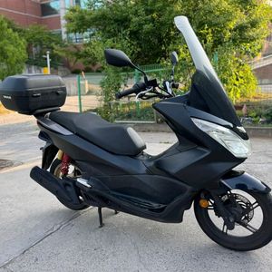 혼다 pcx125 16년 멧블랙컬러 판매합니다