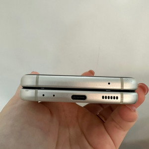 갤럭시Z플립3 256GB 크림/Y730