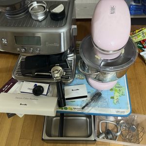 브레빌 878 커피머신 85만원 반죽기5만원