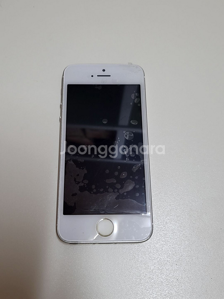 아이폰 SE1 / 실버 / 64GB / 배터리100%--1