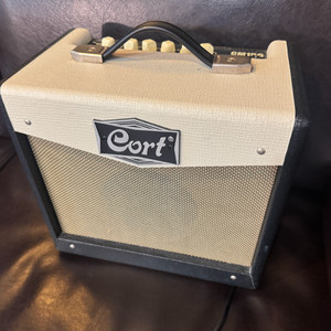 Cort CM15G 기타 앰프