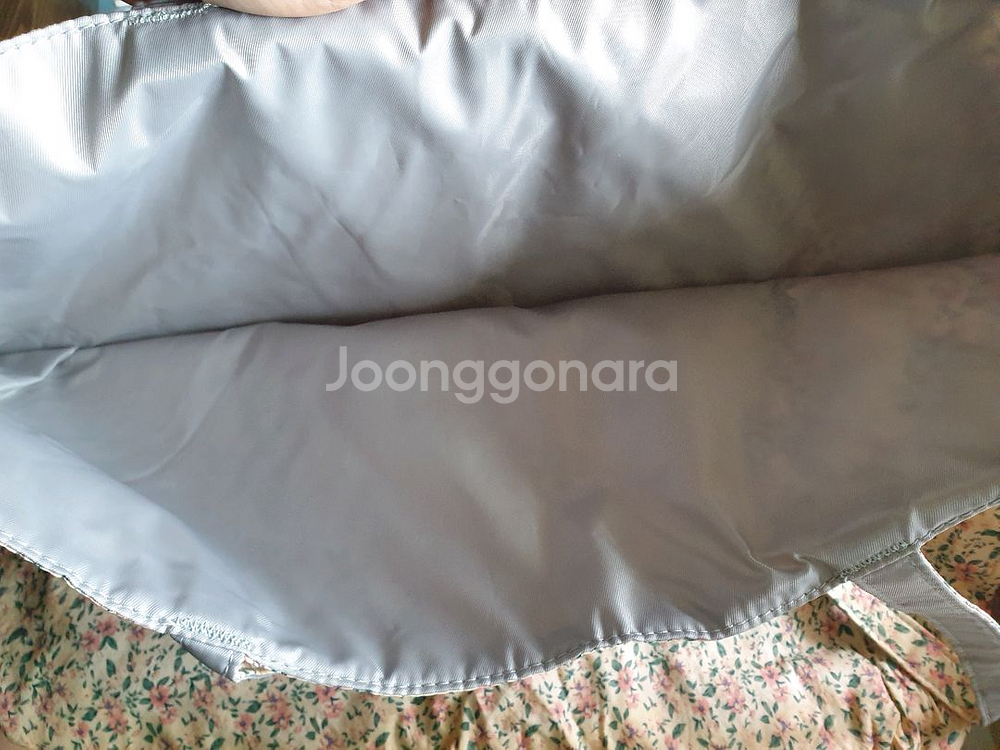 (미사용) 꽃무늬 실버 리버시블 숄더백 토트백 가방--1