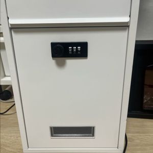 우체통 거의 새거