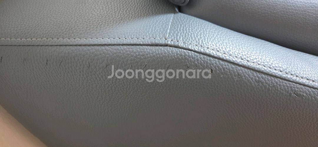 까사미아 벨로니 3인 천연가죽 쇼파--5