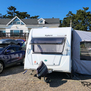 카라반 Xplore 705uk