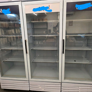 수직 냉동고