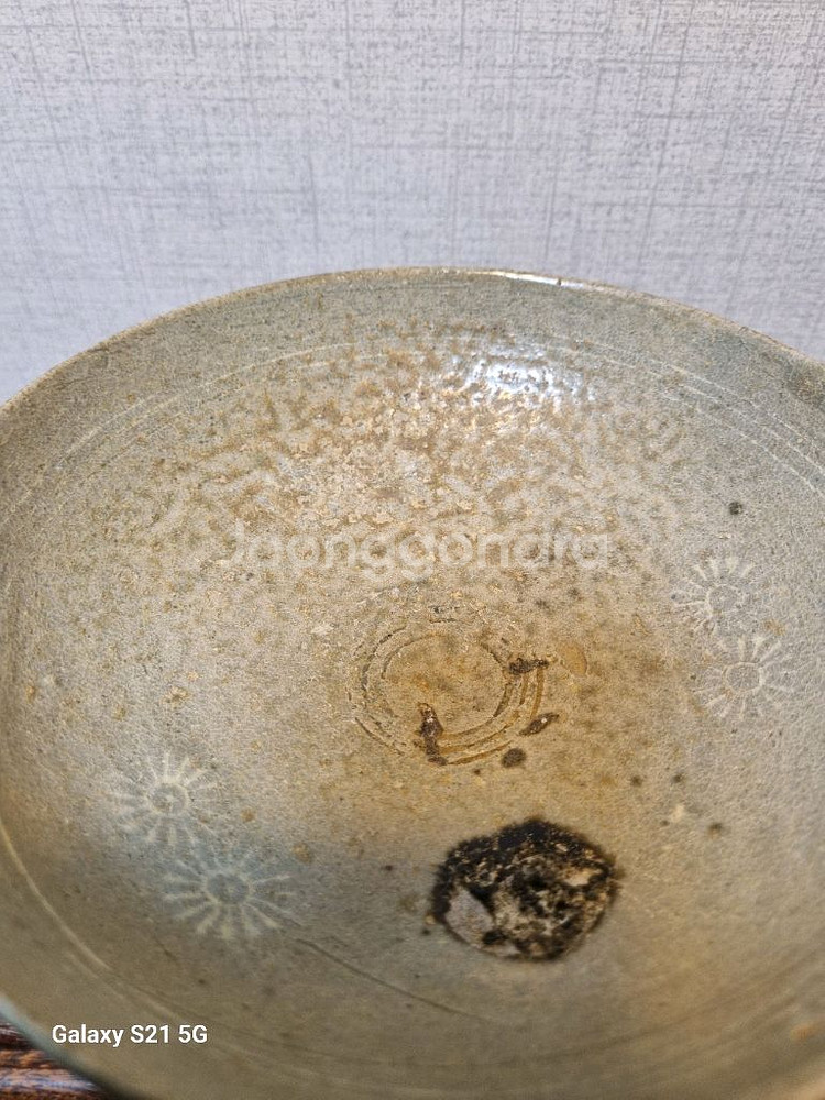 고려청자 국화문 대접 - 수리있음 (지름18cm)--5