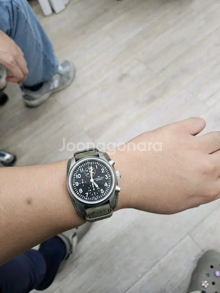 해밀턴 카키필드 크로노 44mm--1