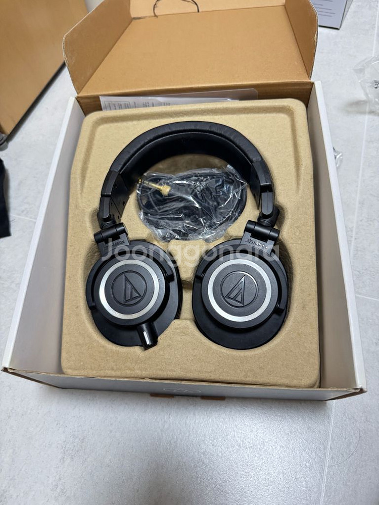 오디오테크니카 ATH-M50x 헤드폰--1