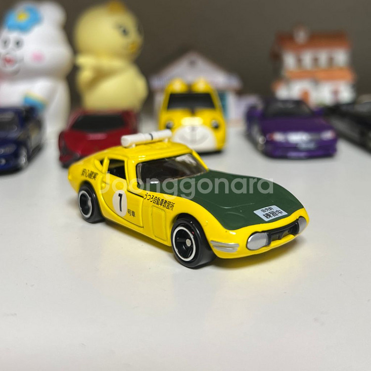 토미카 도요타 2000GT 쿠지 미니카--3
