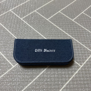 카린 뉴진스 선글라스