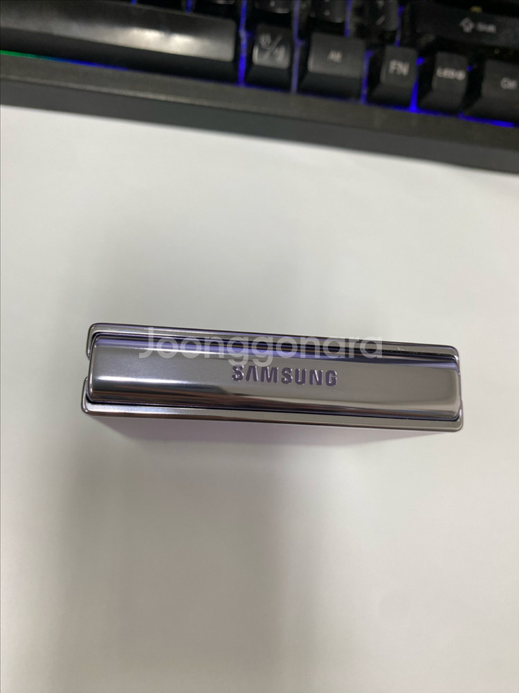 갤럭시Z플립4 퍼플 AA급 256G 무잔상--6