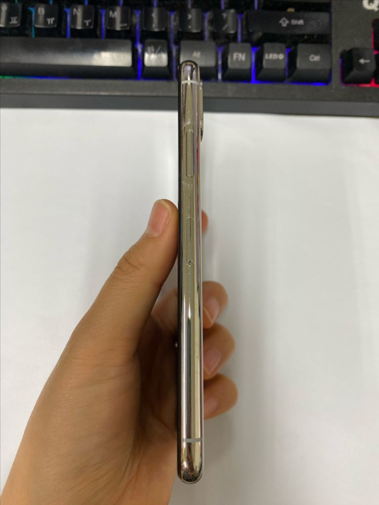 .아이폰X 실버 액정SS급 64G 배터리100% 이미지