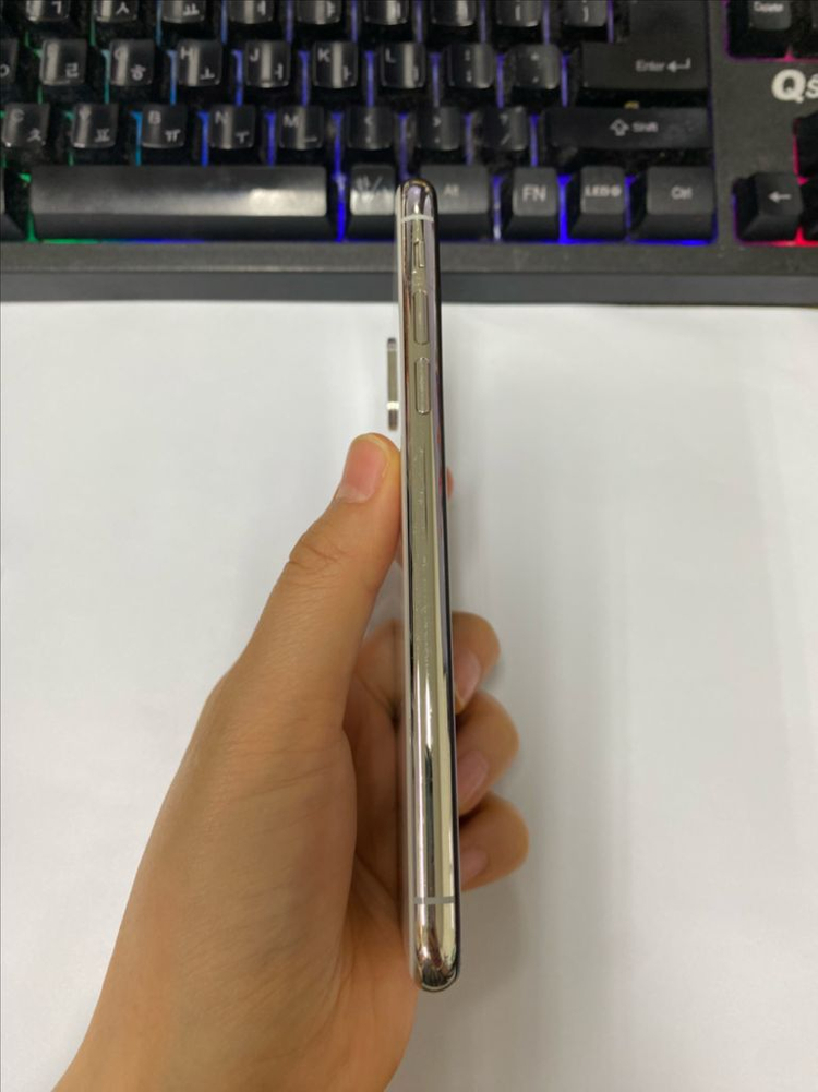 .아이폰X 실버 액정SS급 64G 배터리100% 이미지