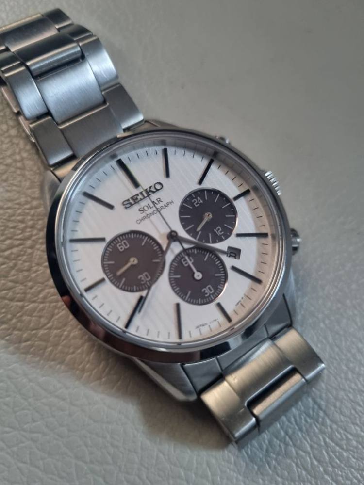 세이코 솔라 팬더 크로노그래프 이미지