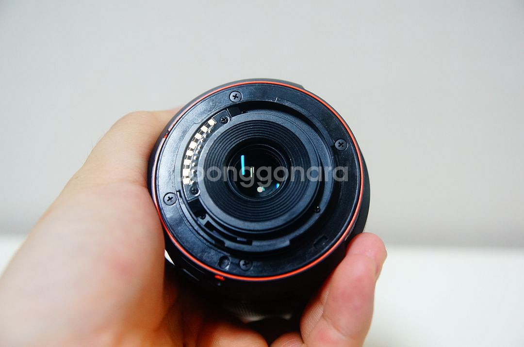 [소니] 망원렌즈 55-200mm DSLR용 팝니다.--1
