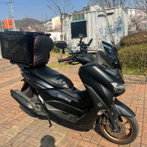 야마하 nmax125 23년 짧은키로수 판매합니다