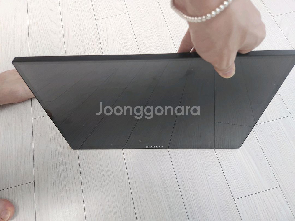 제우스랩 kt 터치모니터--4