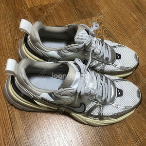 나이키Y2K 실버 270