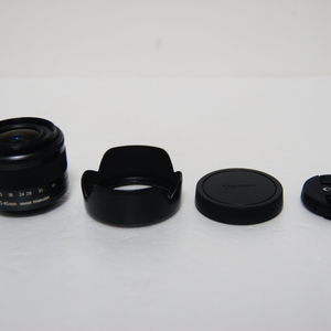 [캐논] 신번들 EF-M 15-45mm 블랙 렌즈팝니다