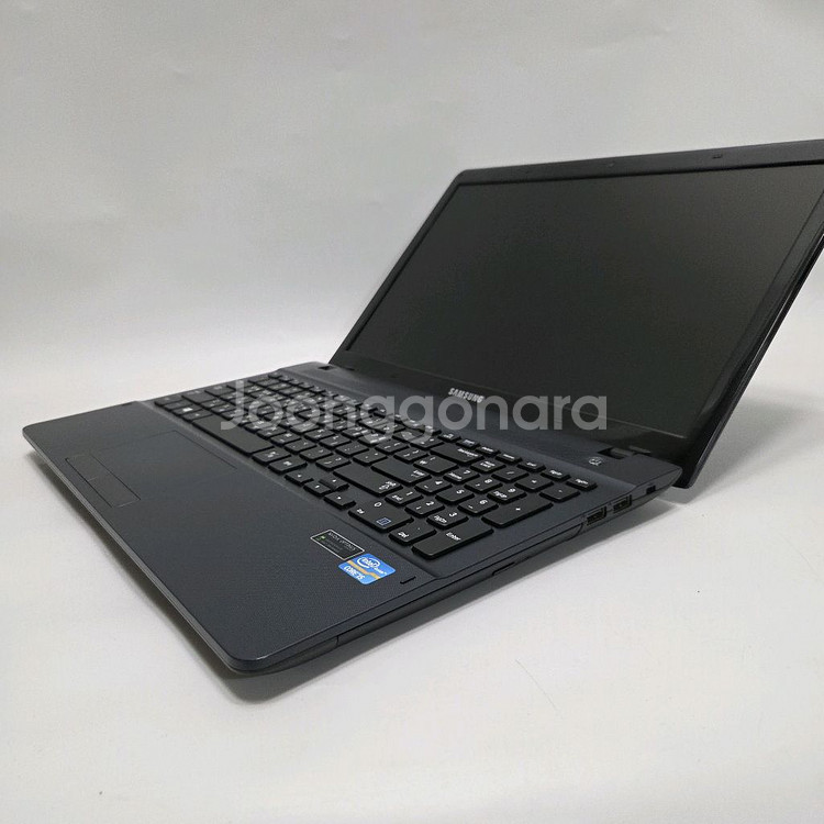 J삼성 중고 노트북 i5 8G/SSD/성능업/듀얼그래픽--4