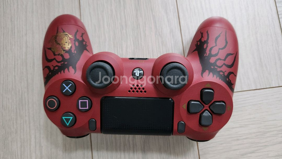 PS4 Pro 몬스터헌터 월드 리미티드 에디션 풀세트--8