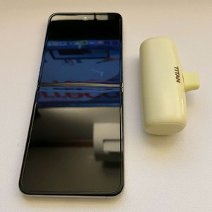 갤럭시 Z 플립 3 크림 256GB 판매합니다
