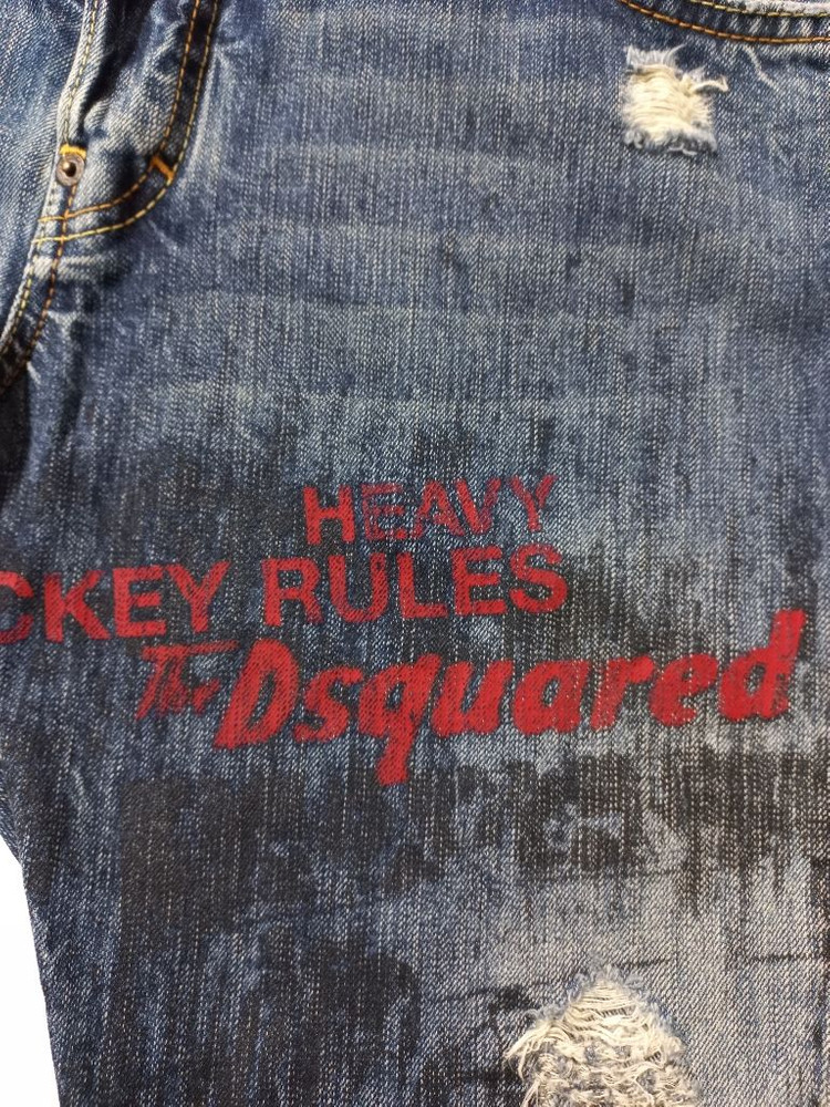 32)디스퀘어드2 하키스틱 트위스트진 워싱 찢청 명품--4