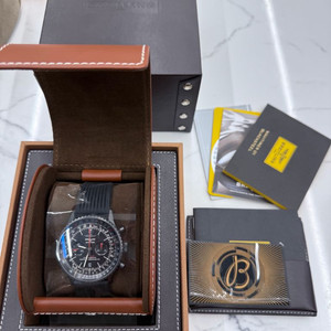 브라이틀링 네비타이머 46mm 19년 풀세트