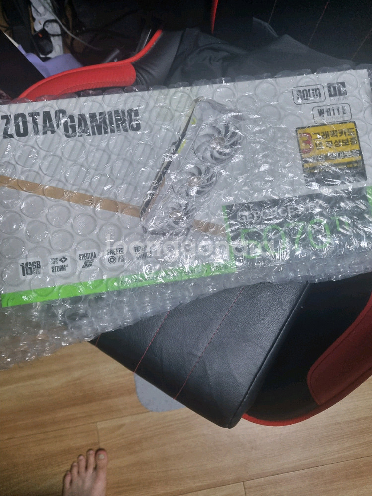 미개봉 zotac 5070 ti 솔리드 코어 화이트--0