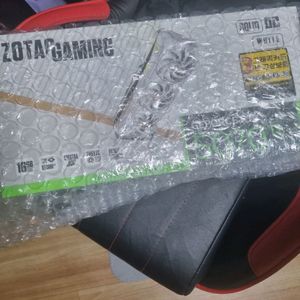 미개봉 zotac 5070 ti 솔리드 코어 화이트