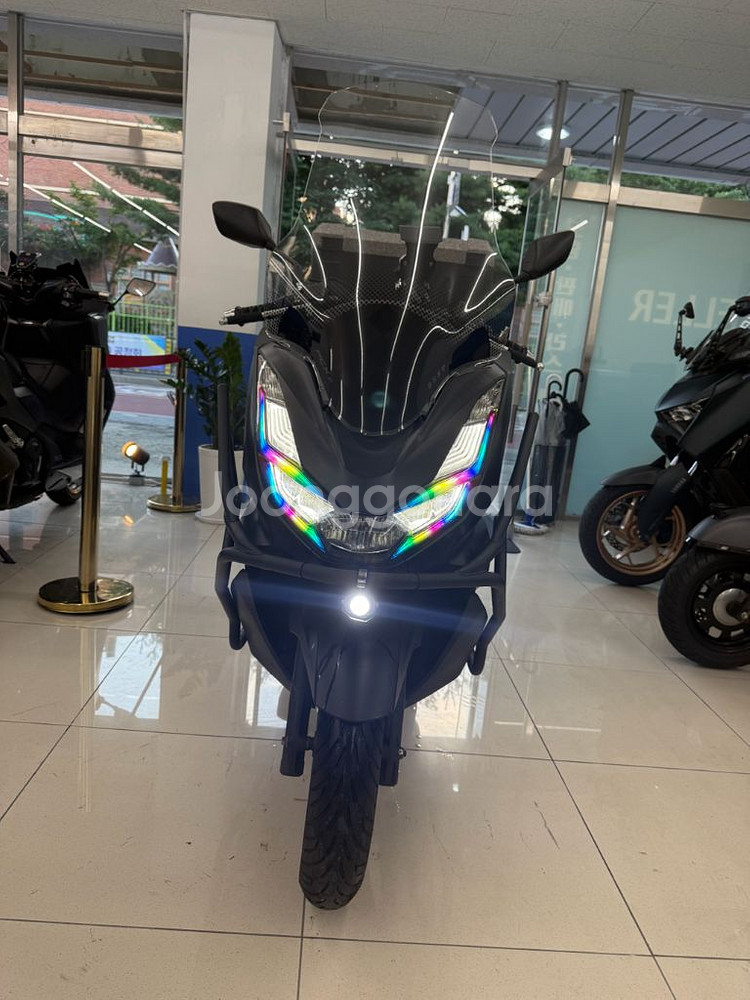 22년식 Pcx 풀가드 배달세팅 급매--0