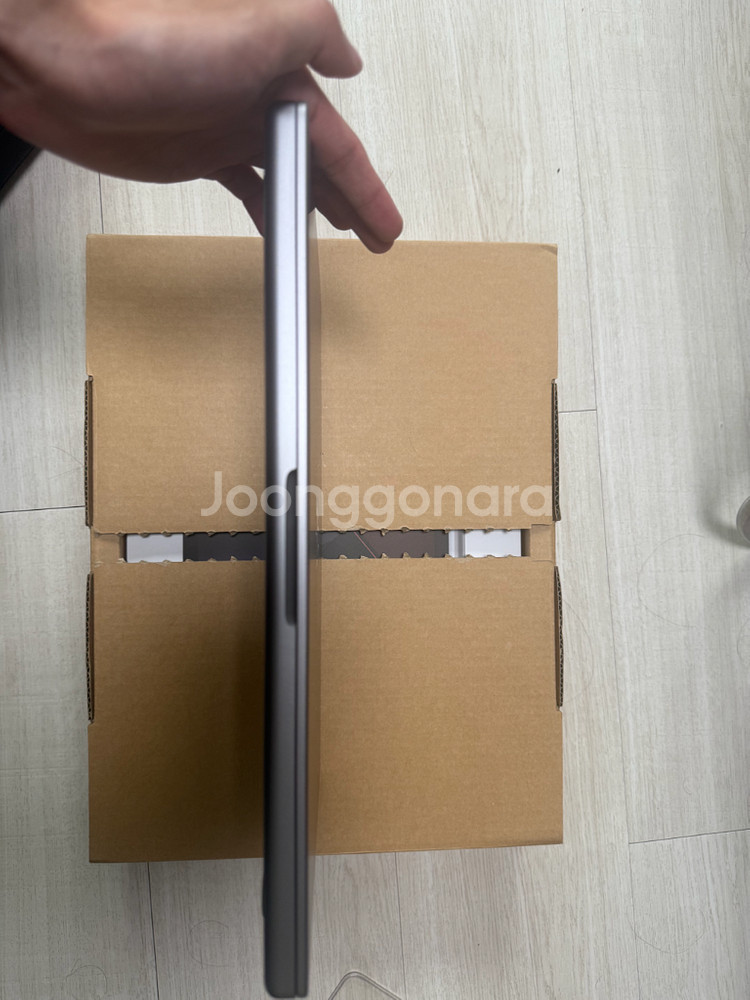 맥북 프로 14 M2 pro 2023 S급 풀박 + 케--3