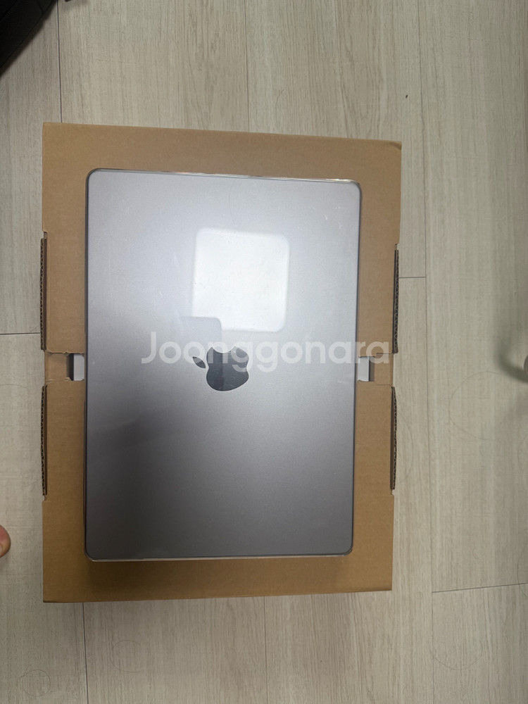 맥북 프로 14 M2 pro 2023 S급 풀박 + 케--9