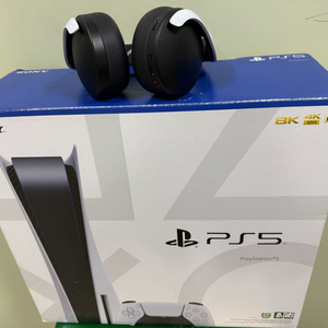 ps5 플스5 디스크버전 + 주변기기포함 판매합니다